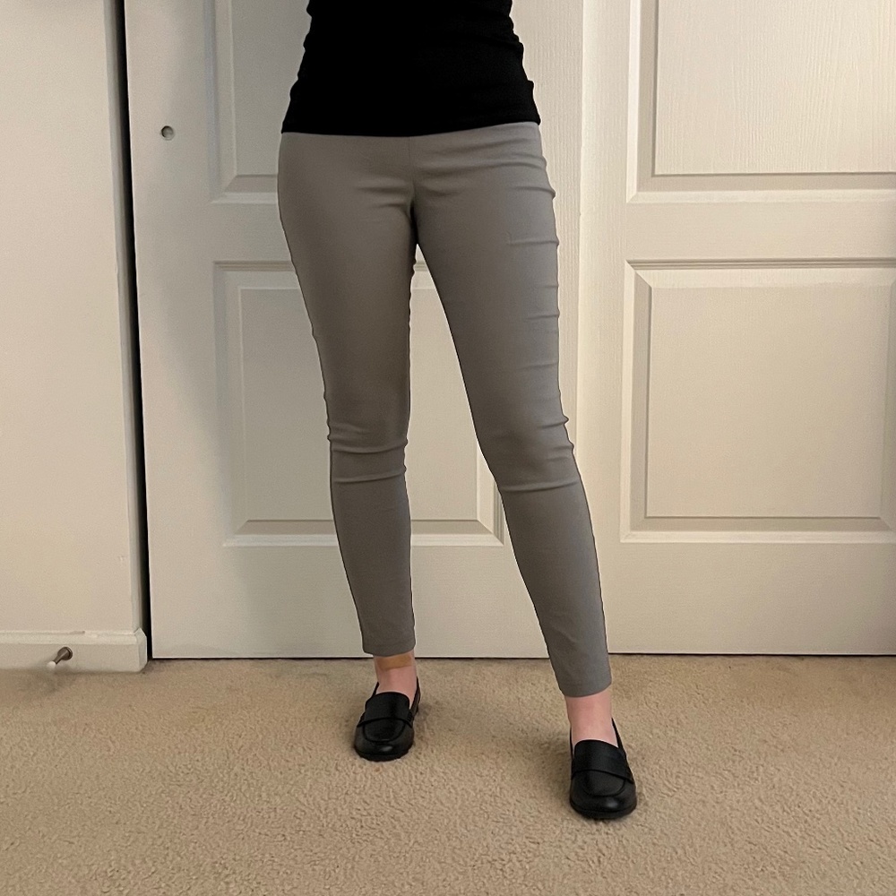 Calvin Klein Gray Pull On Pants Size 6